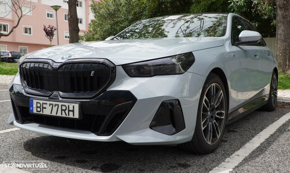 BMW i5 - 10