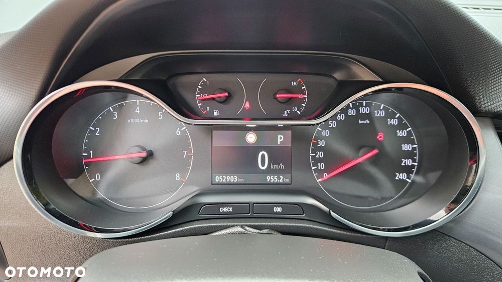 Opel Crossland 1.2 Automatik Business Edition - 25