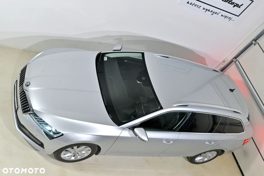 Skoda Superb 2.0 TDI SCR 4x4 Style DSG - 6