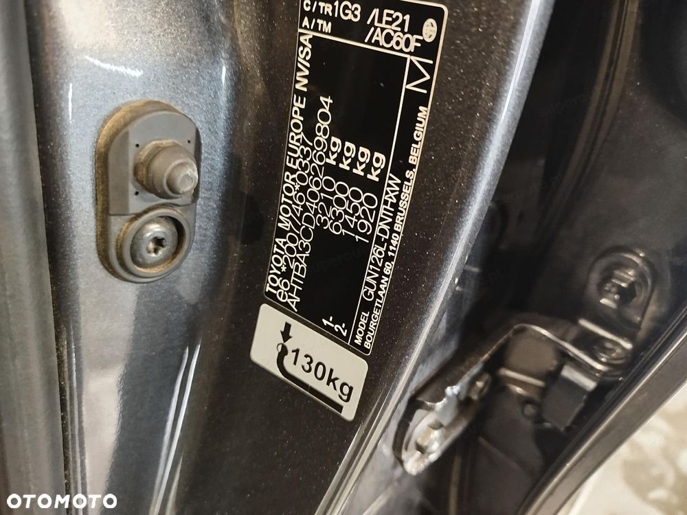 Toyota Hilux 2.8 D-4D Double Cab Invincible 4x4 - 31