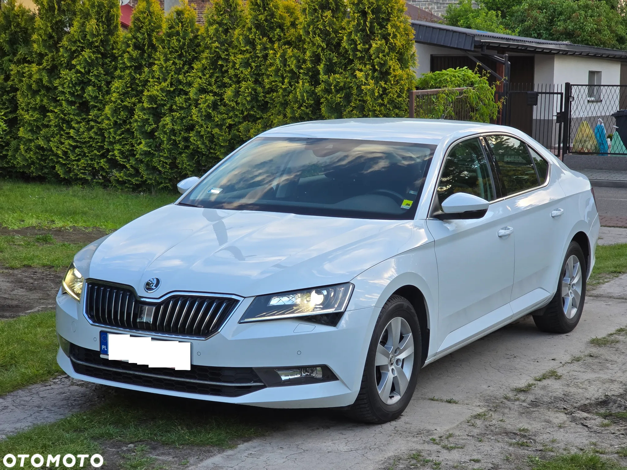 Skoda Superb 2.0 TDI Style DSG - 23