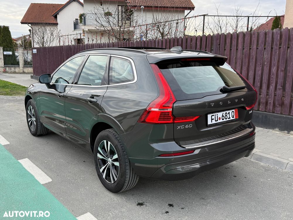 Volvo XC 60 B4 D AWD Core - 2