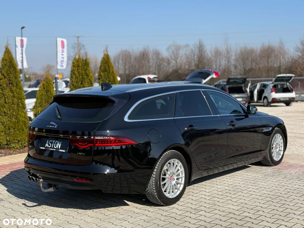 Jaguar XF 2.0 i4D Prestige - 8