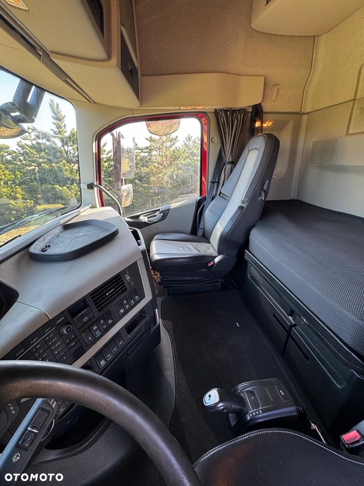 Volvo FH13 - 27
