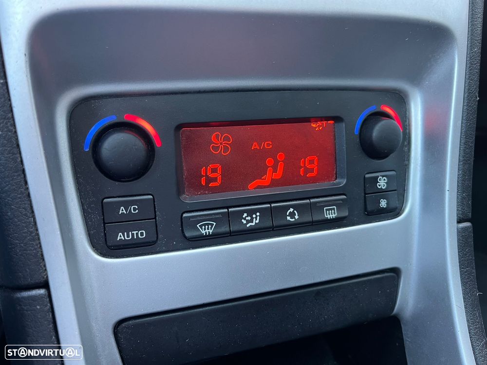 Peugeot 307 SW 1.6 HDi FAP Sport - 22