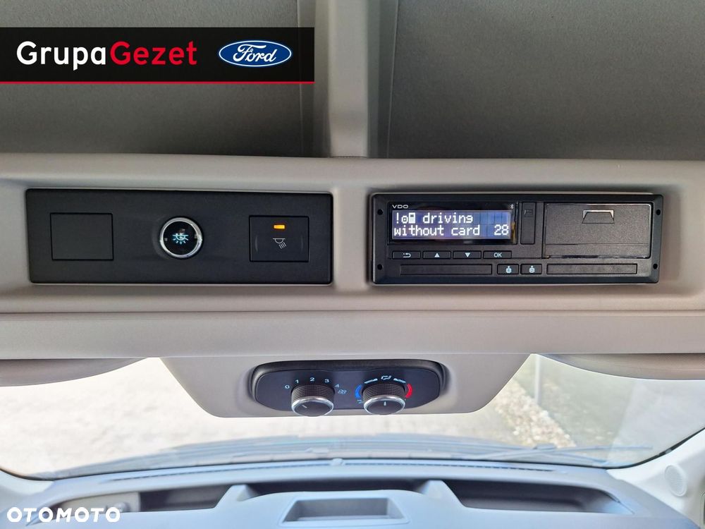 Ford Transit - 11