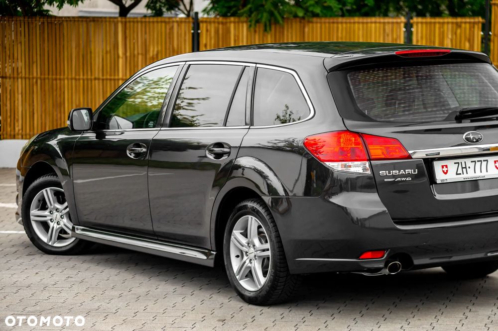 Subaru Legacy 2.5i Lineartronic Sport - 36