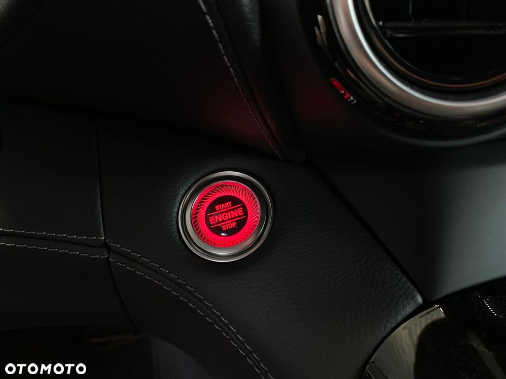 Mercedes-Benz AMG GT - 4