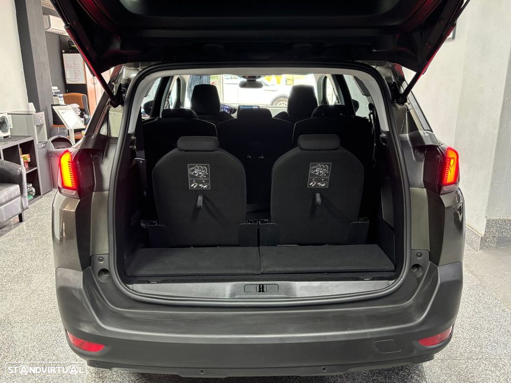 Peugeot 5008 1.5 BlueHDi Allure Pack EAT8 - 23
