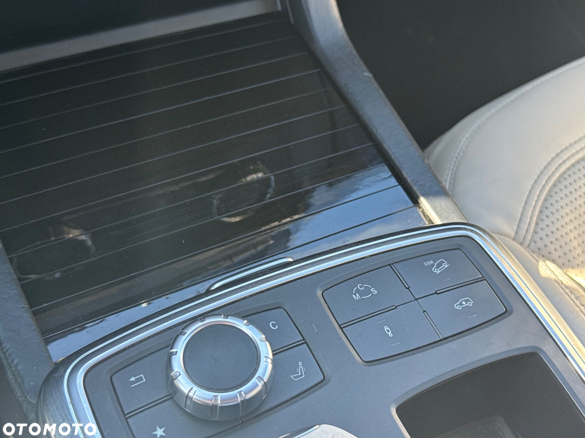 Mercedes-Benz GL 63 AMG - 35