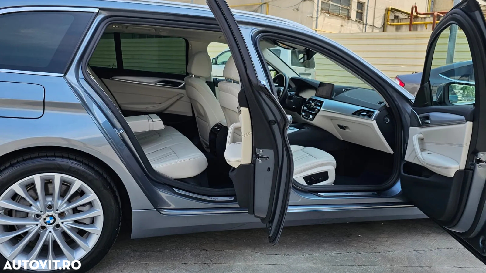 BMW Seria 5 520d AT MHEV - 38