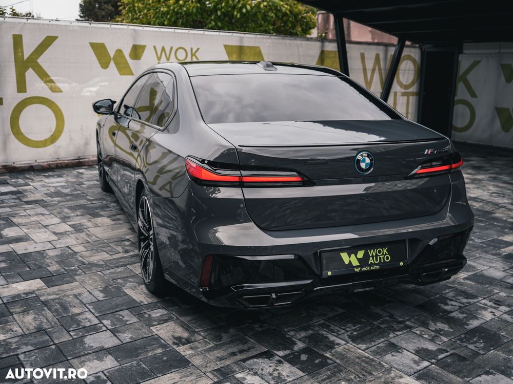 BMW M7 M760e xDrive AT PHEV - 15