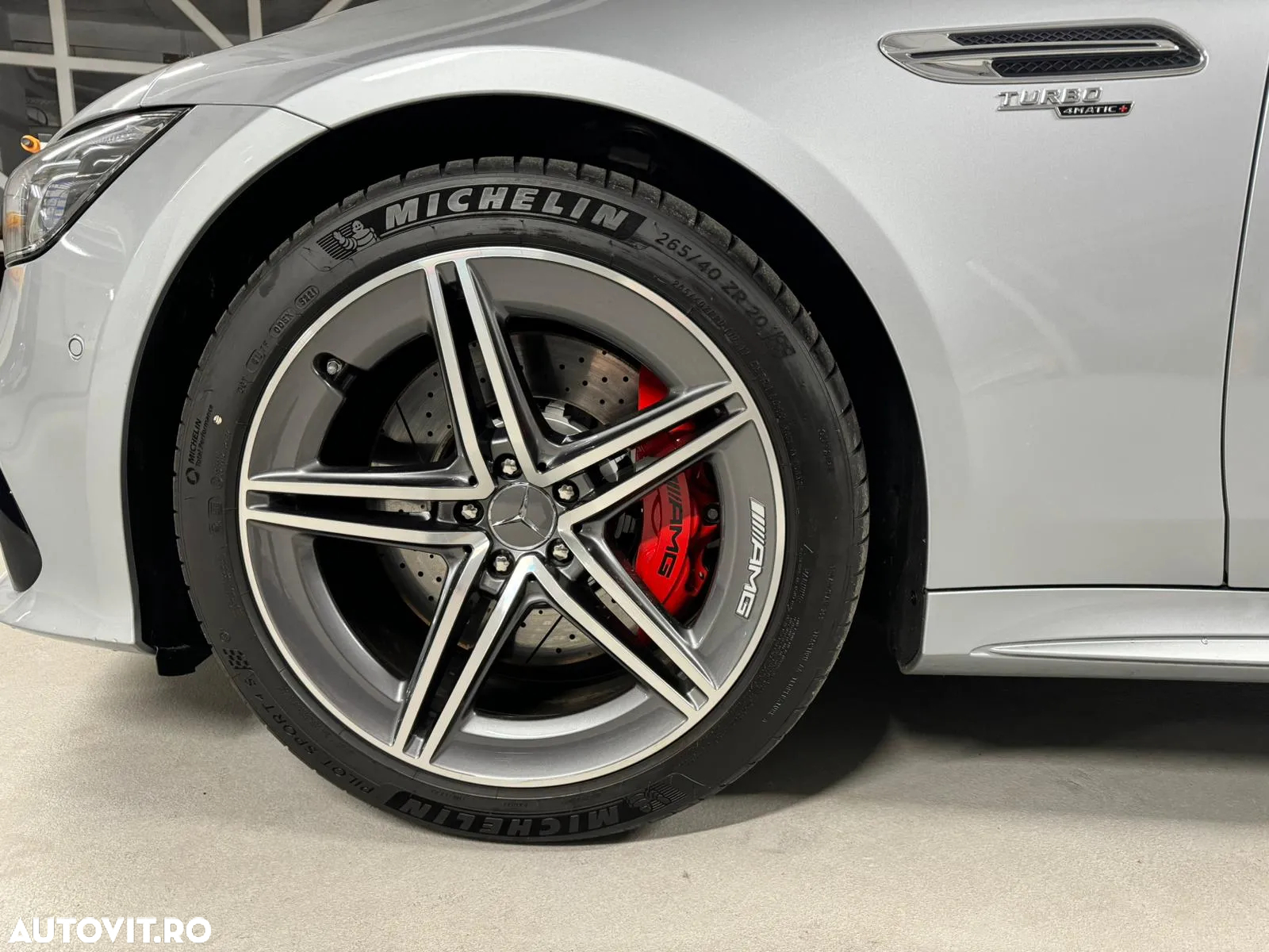 Mercedes-Benz AMG - 12