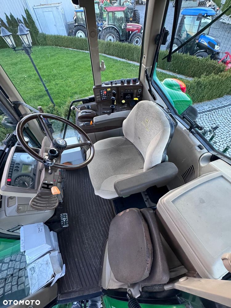 John Deere 6820 - 8