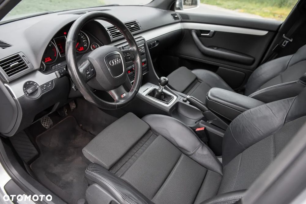 Audi A4 Avant 1.8 T - 12