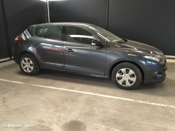 Para Peças Renault Megane Iii Hatchback (Bz0/1_) - 2