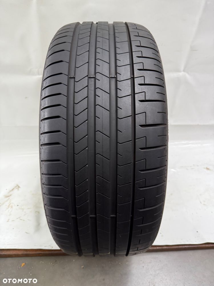 275/40/22 Pirelli P ZERO ELECT * 107Y 2023R - 1