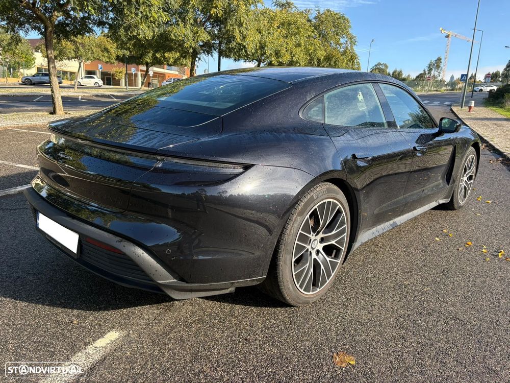 Porsche Taycan 4S - 3