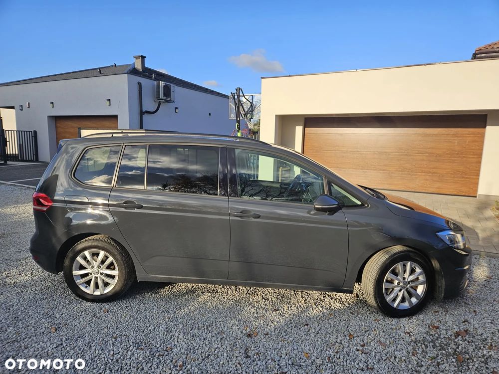 Volkswagen Touran 2.0 TDI BMT Comfortline DSG - 8