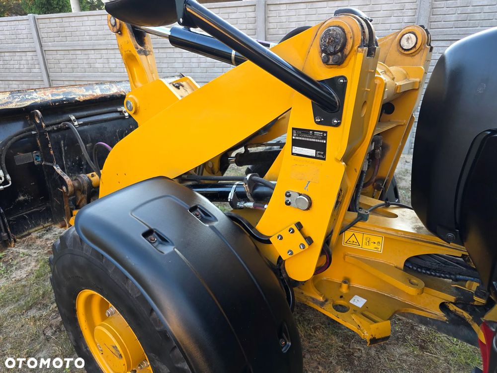Caterpillar CAT 906 - 30