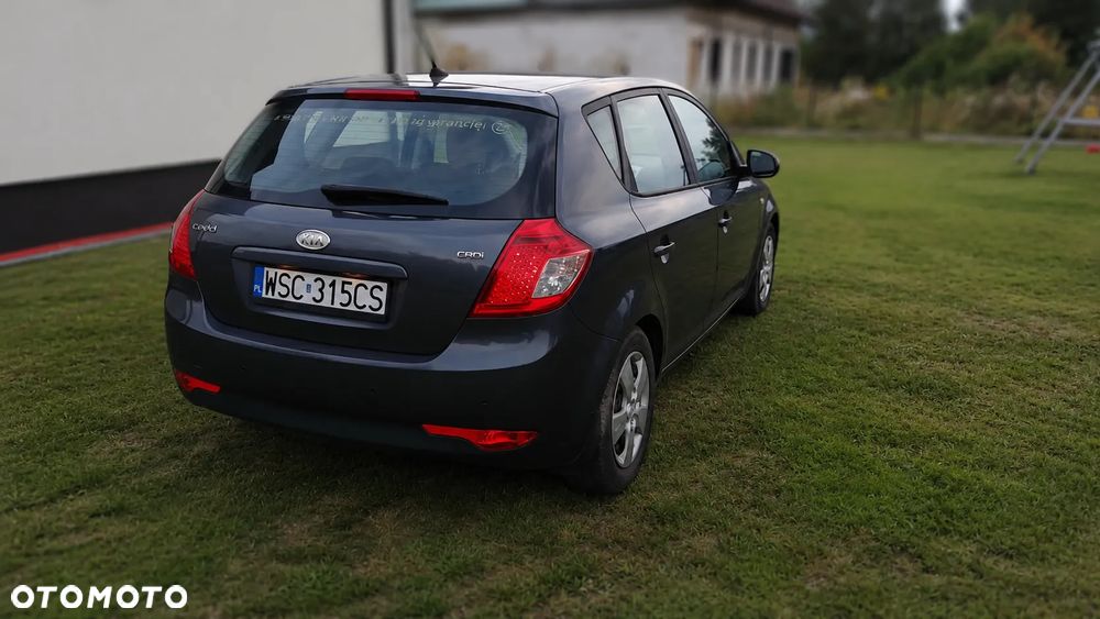 Kia Ceed 1.6 Crdi Comfort - 3