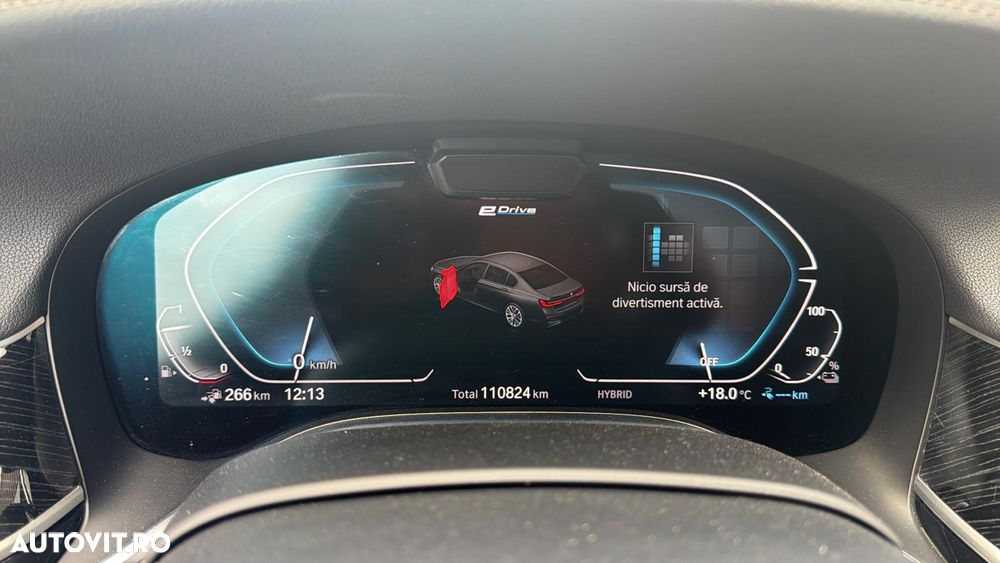 BMW Seria 7 745Le xDrive - 36