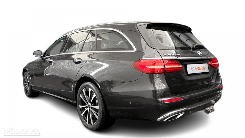 Mercedes-Benz E 300 de 4Matic 9G-TRONIC - 2