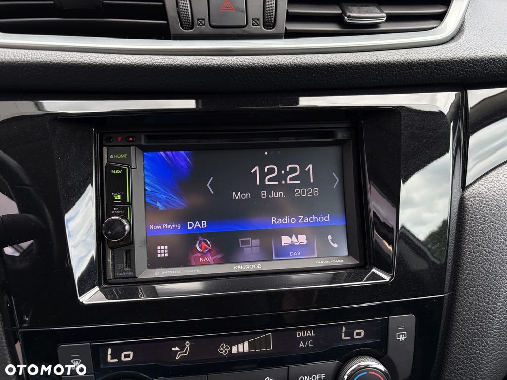 Nissan Qashqai 1.6 DCi N-Connecta - 26