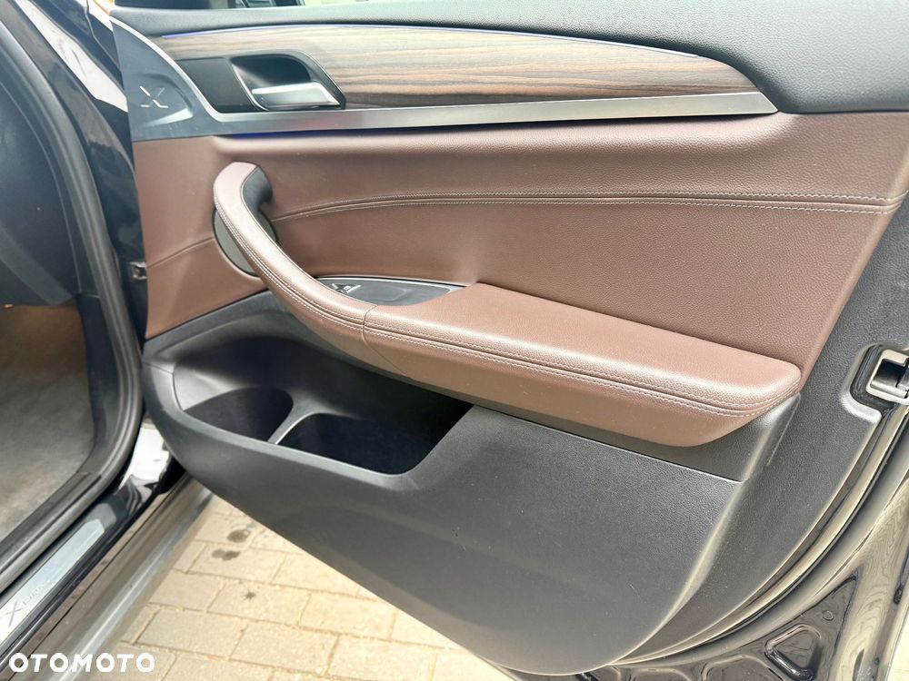 BMW X3 xDrive25d xLine - 15