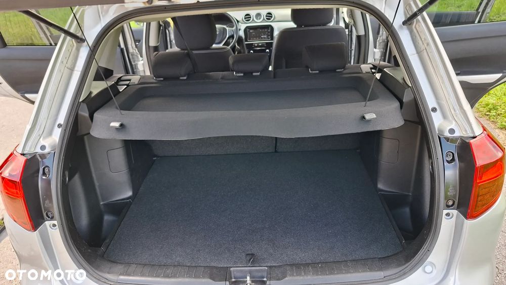 Suzuki Vitara 1.6 DDiS (4x4) Allgrip Comfort - 28