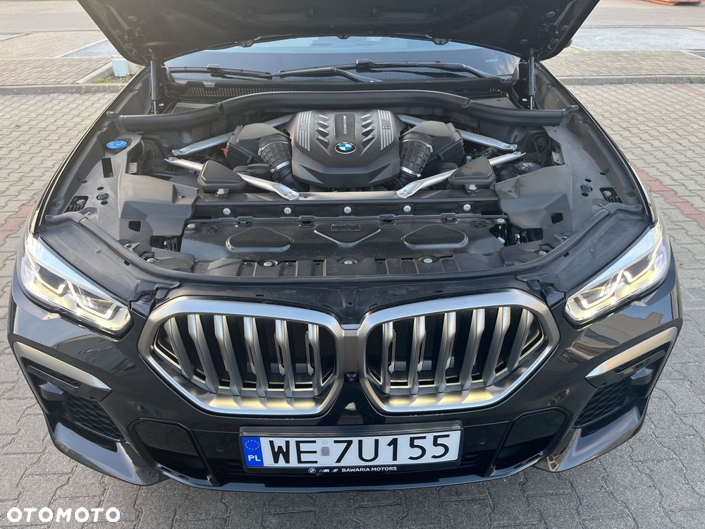 BMW X6 M50i - 9