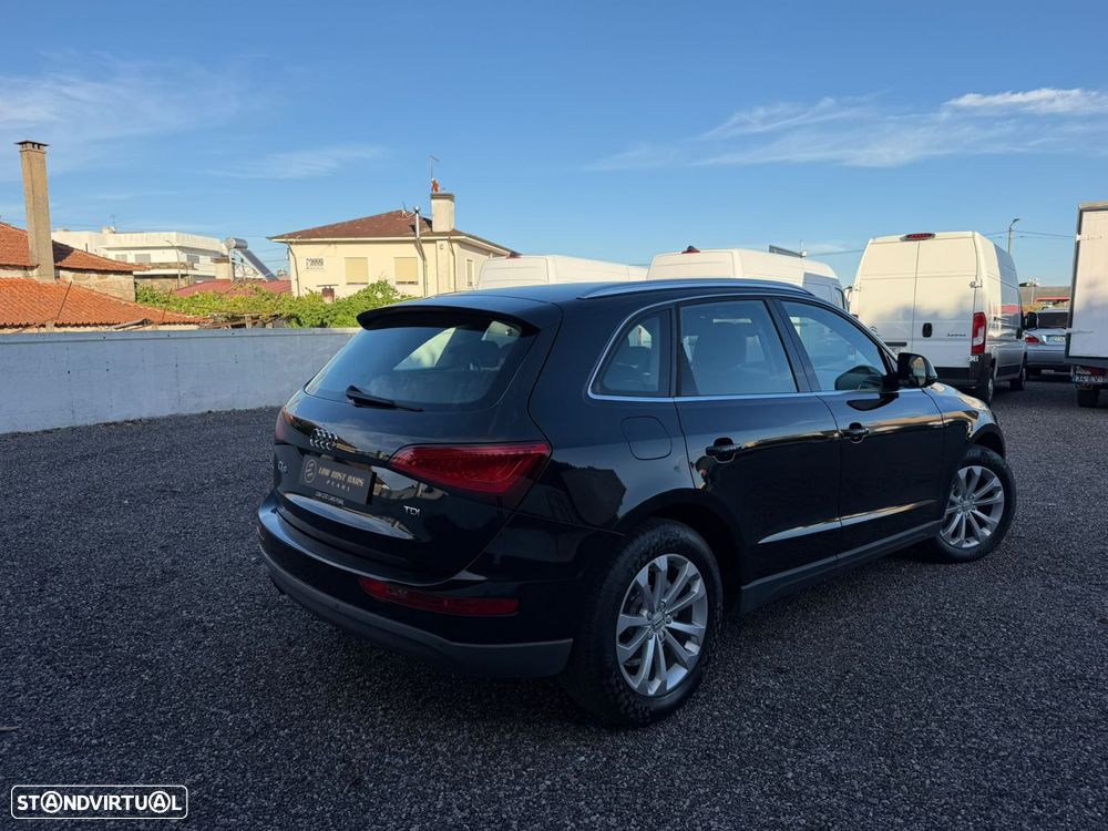 Audi Q5 2.0 TDi Business Line S-line - 4