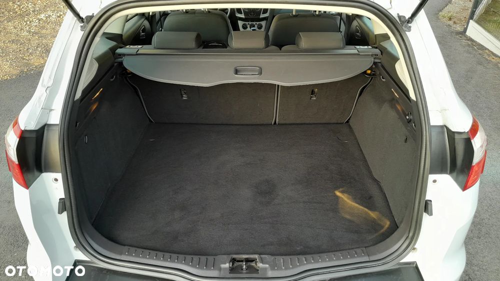 Ford Focus 1.6 16V Fun - 10