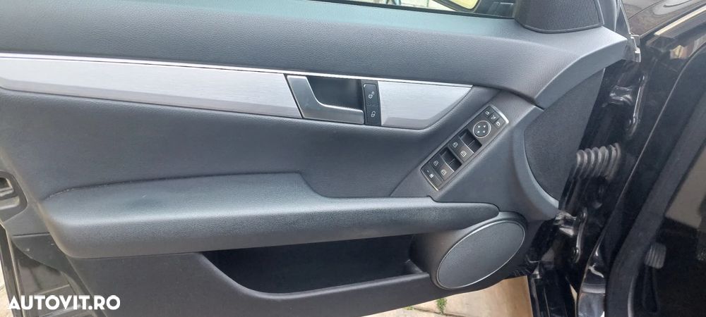 Mercedes-Benz C 180 CDI DPF (BlueEFFICIENCY) Avantgarde - 14