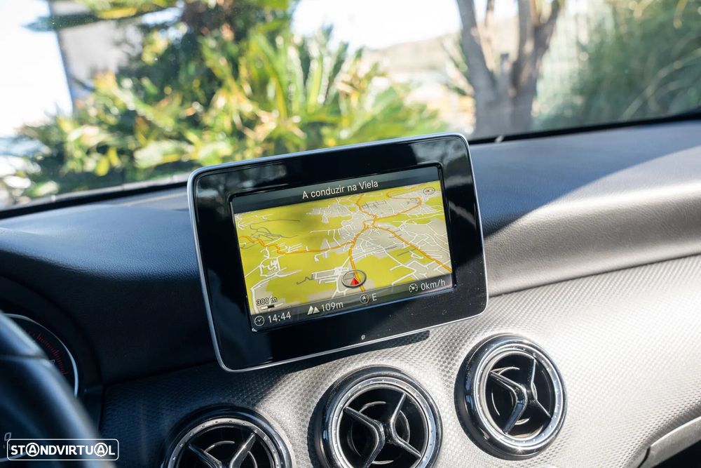 Mercedes-Benz A 180 d Fleet Pack Urban - 12