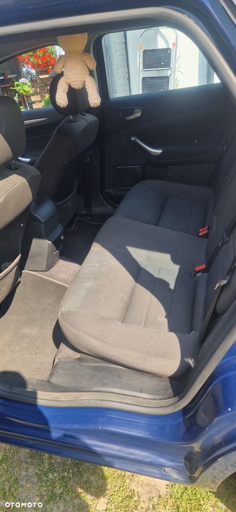 Ford Mondeo 2.0 TDCi Ambiente - 8