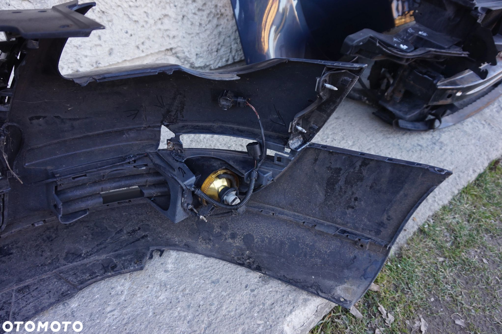 WZMOCNIENIE PAS KOMPLETNY PRZÓD VW PASSAT B6 - 7