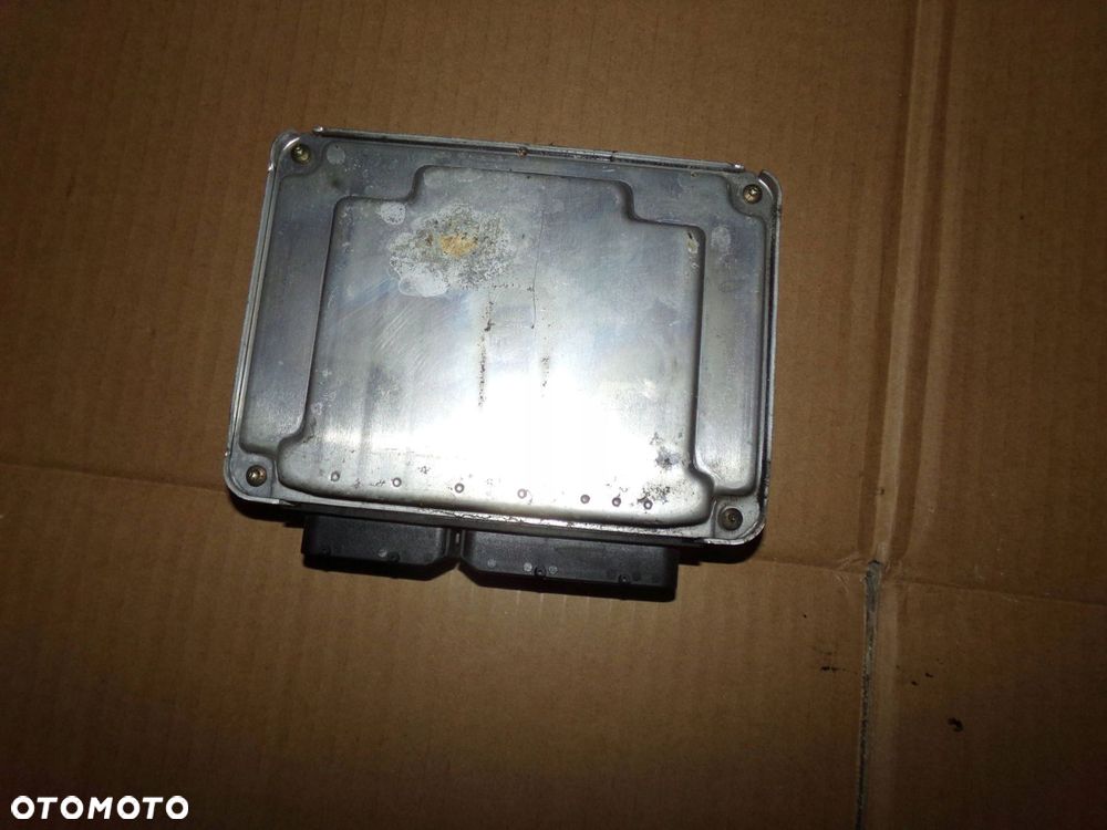 komputer sterownik silnika 0281010111 vw bora 1.9 tdi - 2