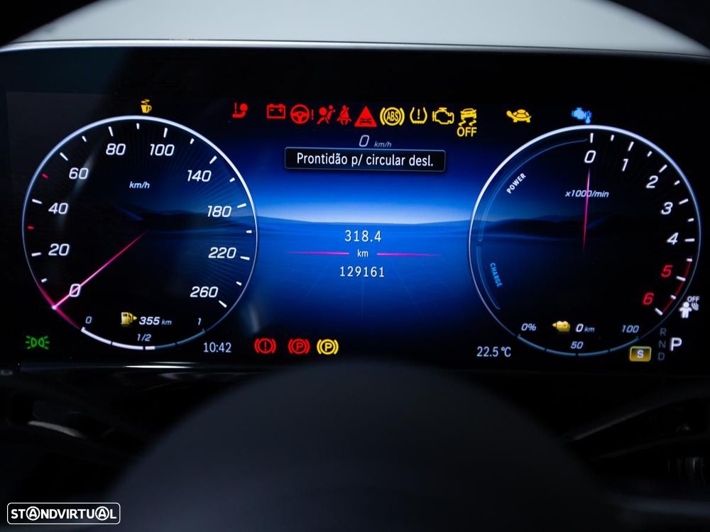 Mercedes-Benz E 300 de 4Matic 9G-TRONIC AMG Line - 26
