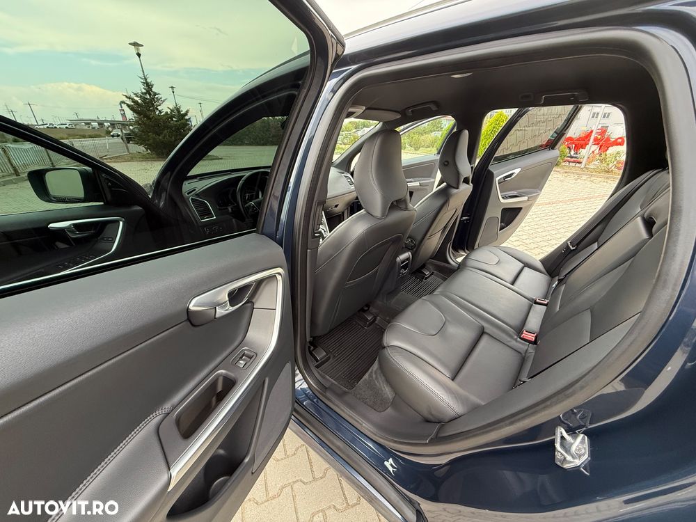 Volvo XC 60 - 8