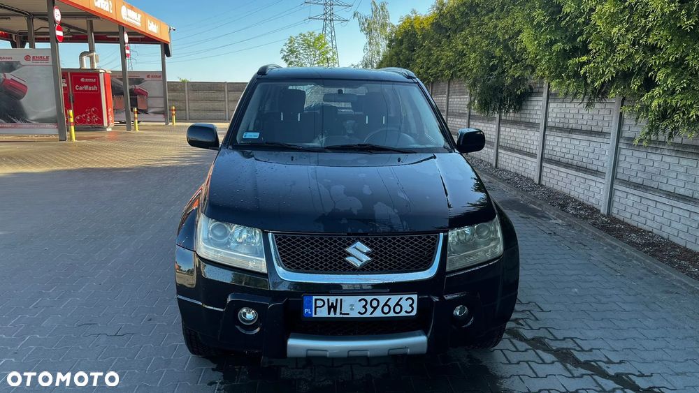Suzuki Grand Vitara 2.0 Comfort + - 3