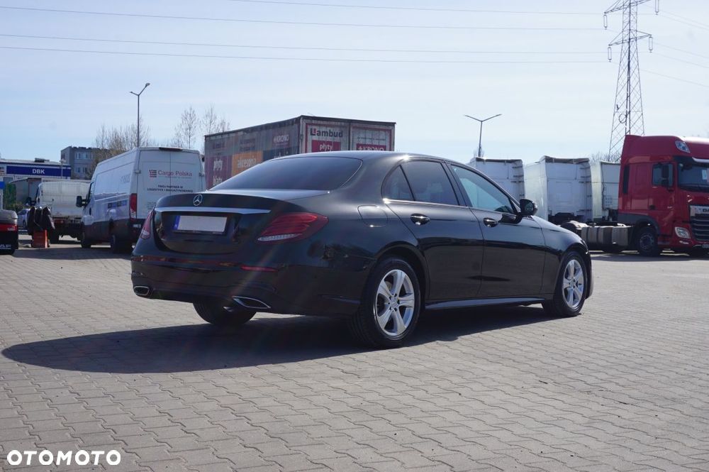Mercedes-Benz Klasa E - 3