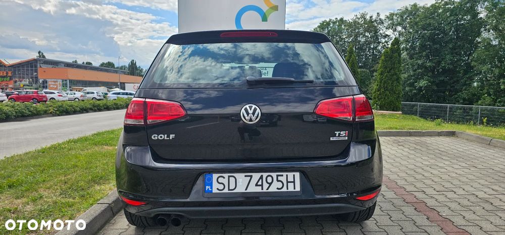 Volkswagen Golf - 11