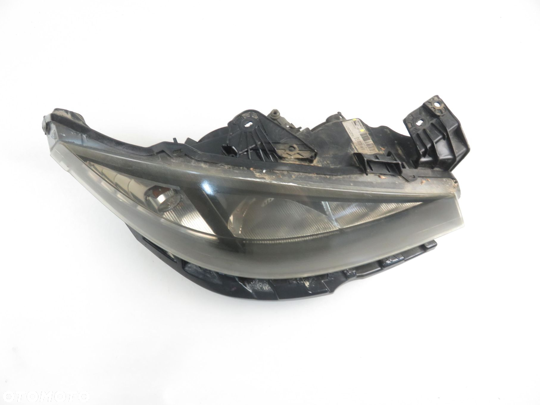 LAMPA PRAWA PRZEDNIA LAGUNA II LIFT 8200481197 - 2