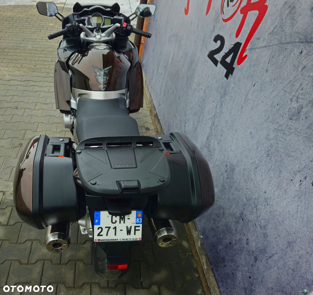 Yamaha FJR - 29