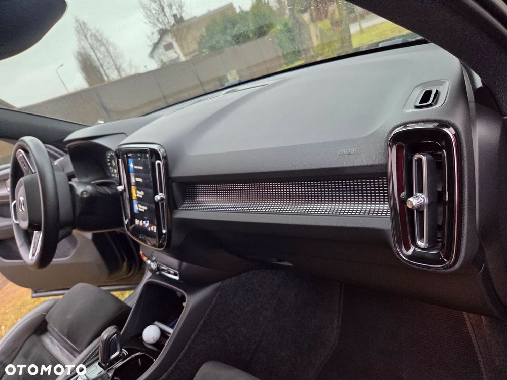 Volvo XC 40 T5 AWD Geartronic R-Design - 33