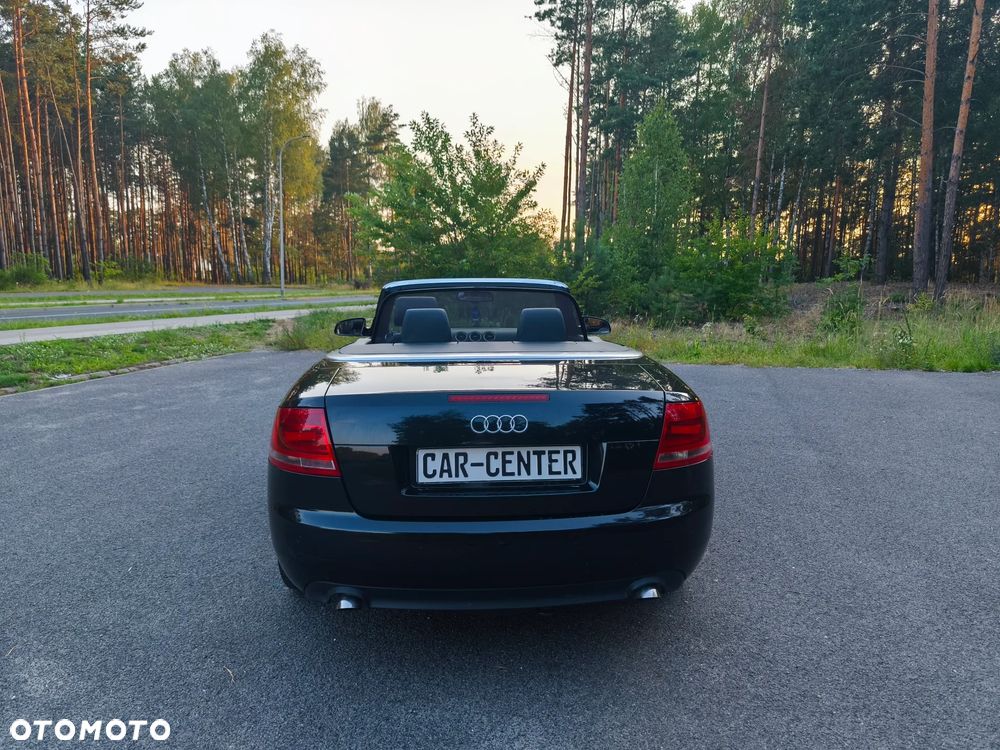 Audi A4 Cabrio 2.0 TDI DPF - 6