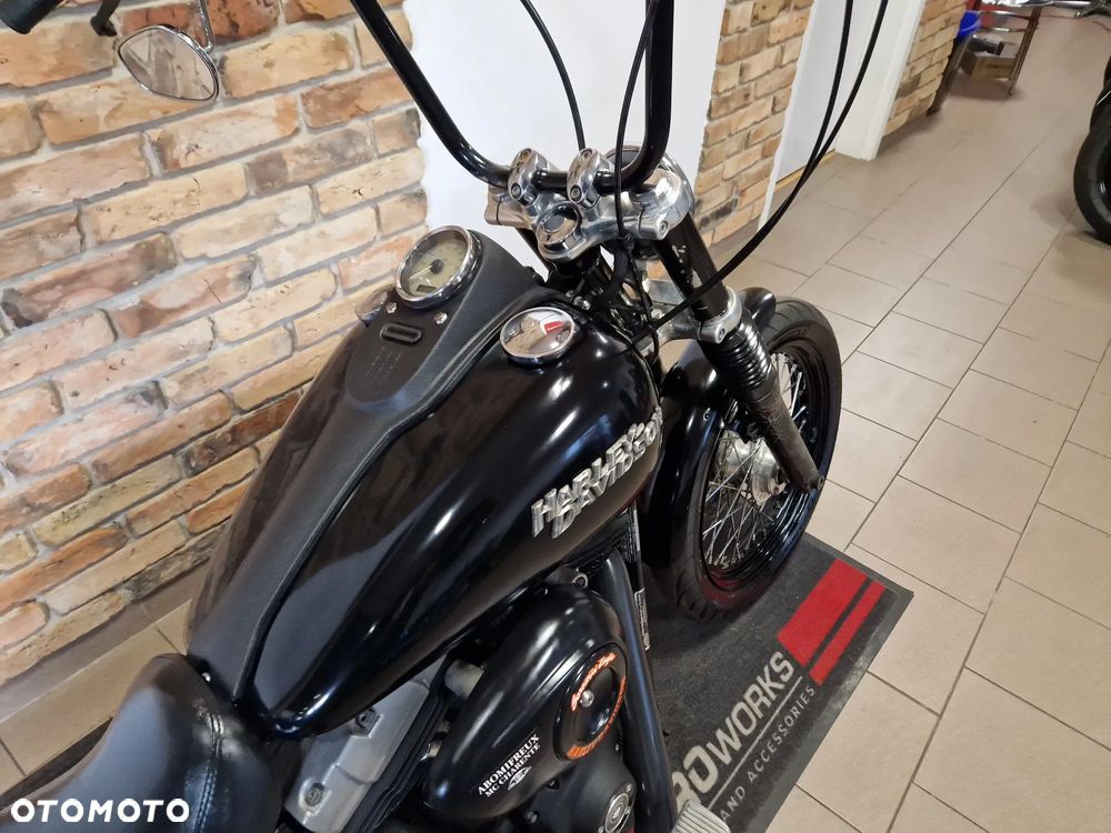 Harley-Davidson Dyna Street Bob - 12