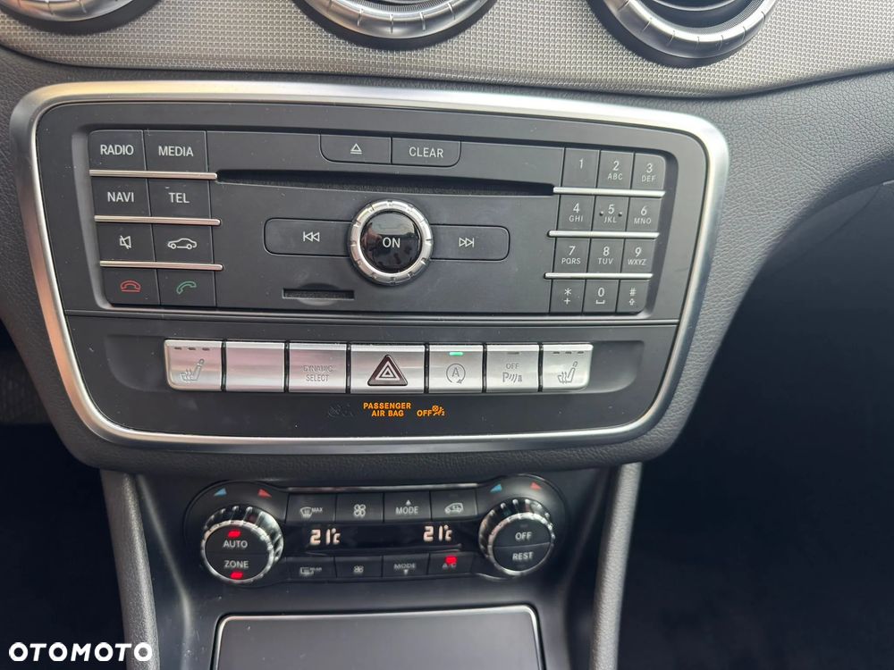 Mercedes-Benz CLA 250 4Matic 7G-DCT AMG Line - 27
