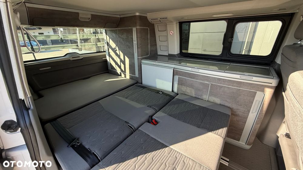 Volkswagen California - 11